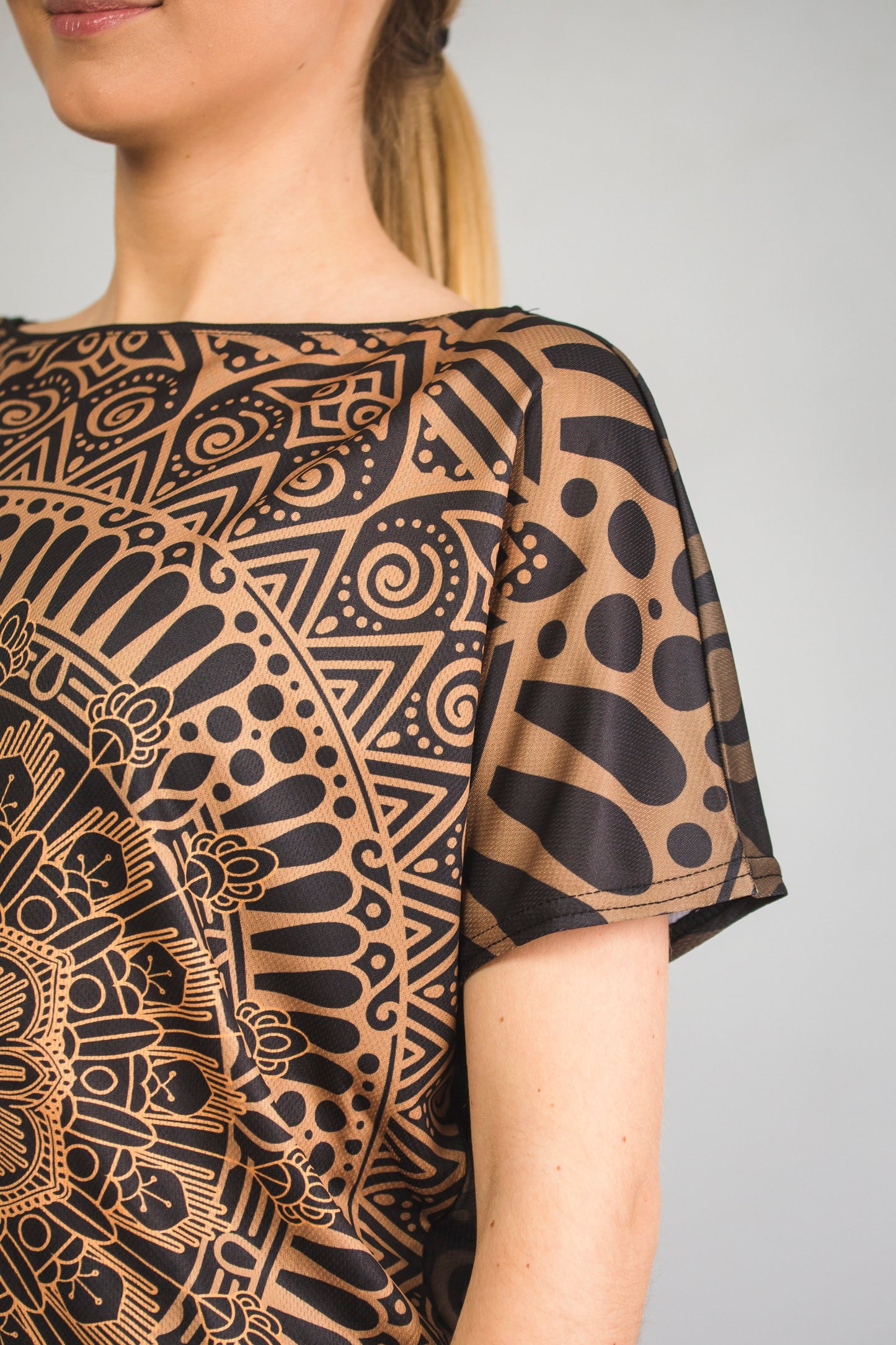 Shirt Golden Mandala